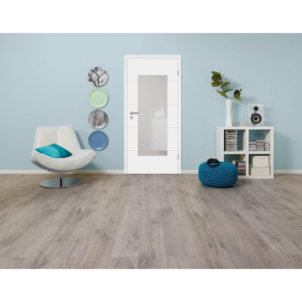 Zimmertür im Sondermaß brillant-weiß modern mit 4 Rillen und Lichtausschnitt Designkante - Modell Designtür Q43LA