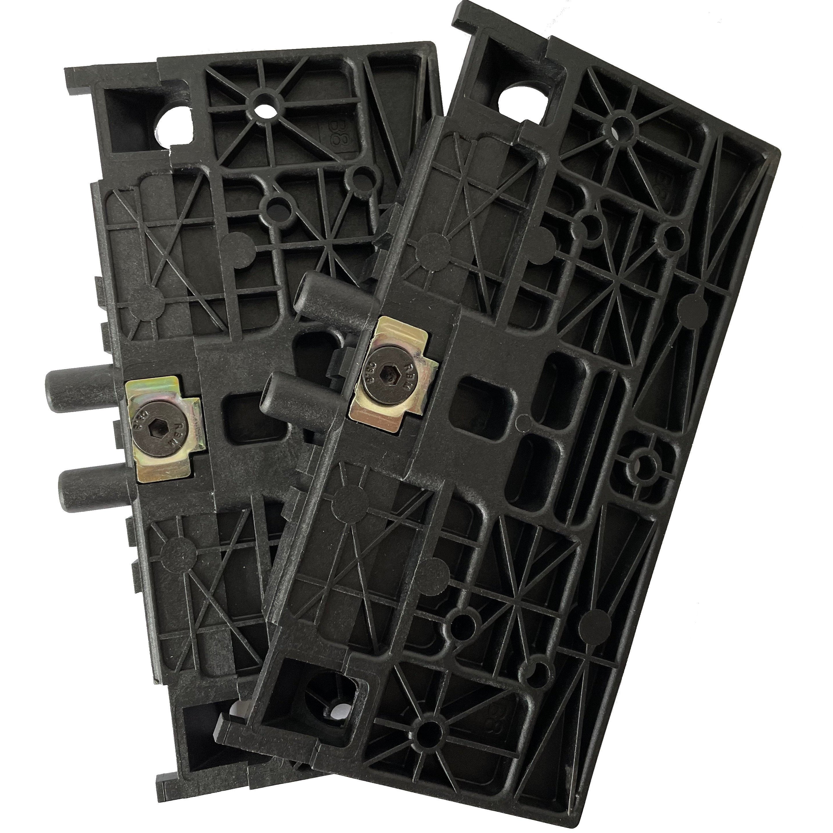 Wohnungseingangstür mit Zarge soft-weiß 2 breite Rillen Eckkante SK2 / KK3 - Modell Designtür QB21