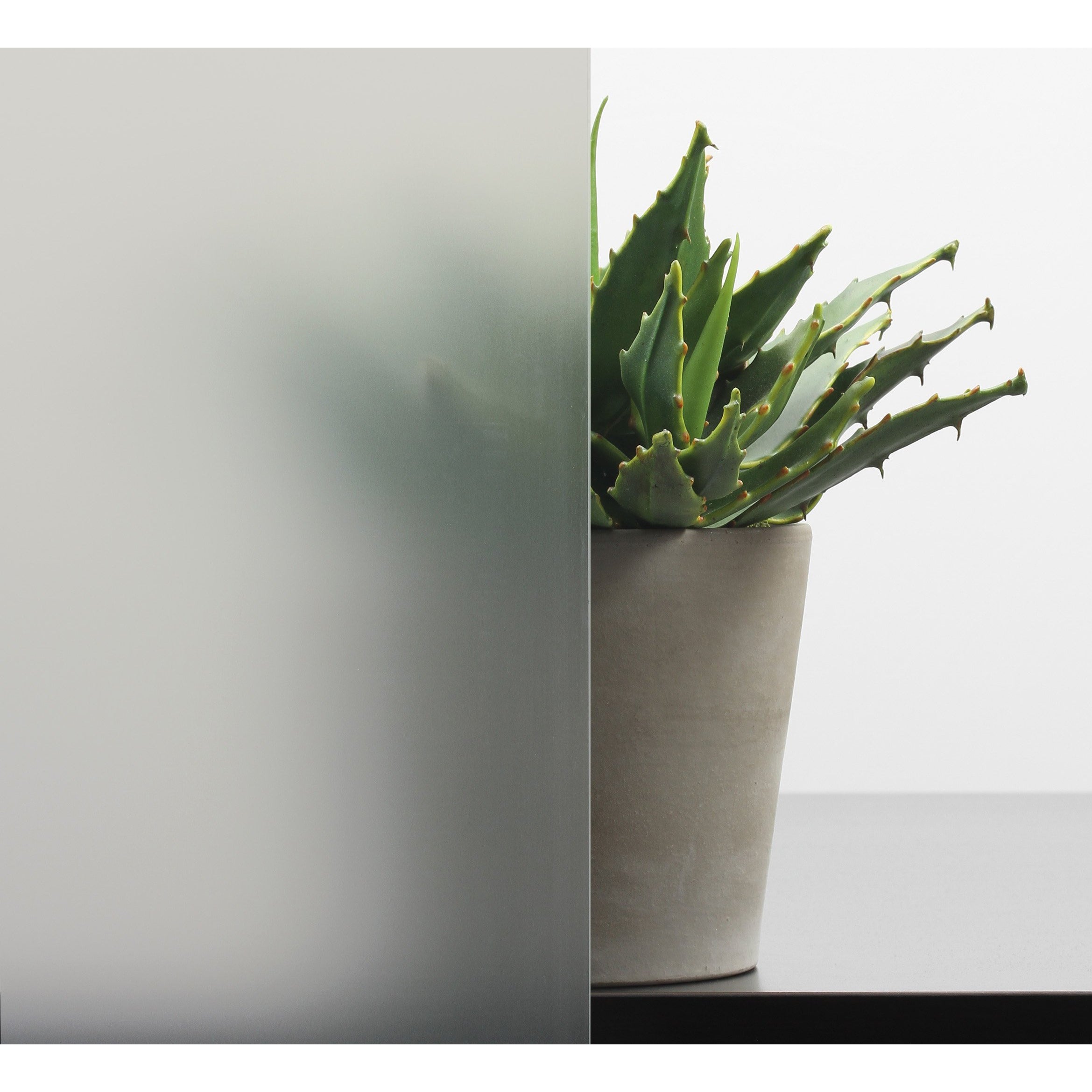 Glaseinsatz ESG für Zimmertüren mit 1 Lichtausschnitt mit Schweifbogen und Sprossenrahmen